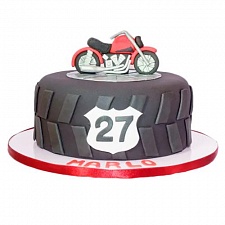 Торт с мотоциклом 0002