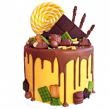 Торт желтый с шоколадным декором