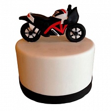 Торт с мотоциклом 0009